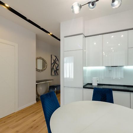 Petrovdom Apartment 77-94-59 In Rc Tetris Hall, Dilova Street 1-2 Kiev Ngoại thất bức ảnh