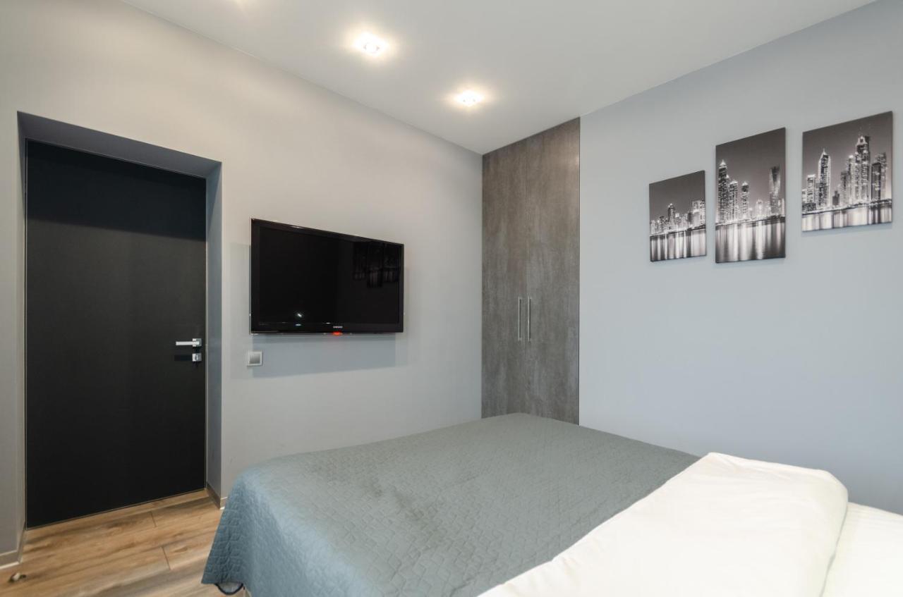 Petrovdom Apartment 77-94-59 In Rc Tetris Hall, Dilova Street 1-2 Kiev Ngoại thất bức ảnh