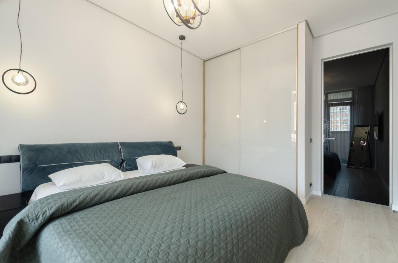 Petrovdom Apartment 77-94-59 In Rc Tetris Hall, Dilova Street 1-2 Kiev Ngoại thất bức ảnh