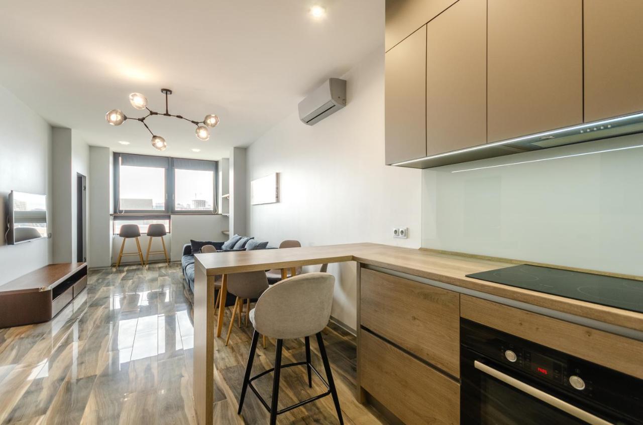 Petrovdom Apartment 77-94-59 In Rc Tetris Hall, Dilova Street 1-2 Kiev Ngoại thất bức ảnh