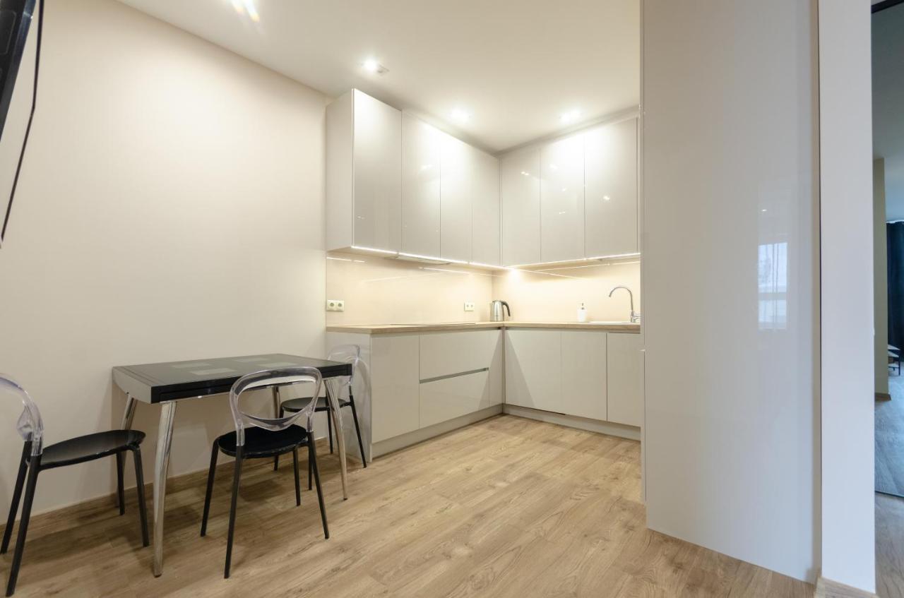 Petrovdom Apartment 77-94-59 In Rc Tetris Hall, Dilova Street 1-2 Kiev Ngoại thất bức ảnh
