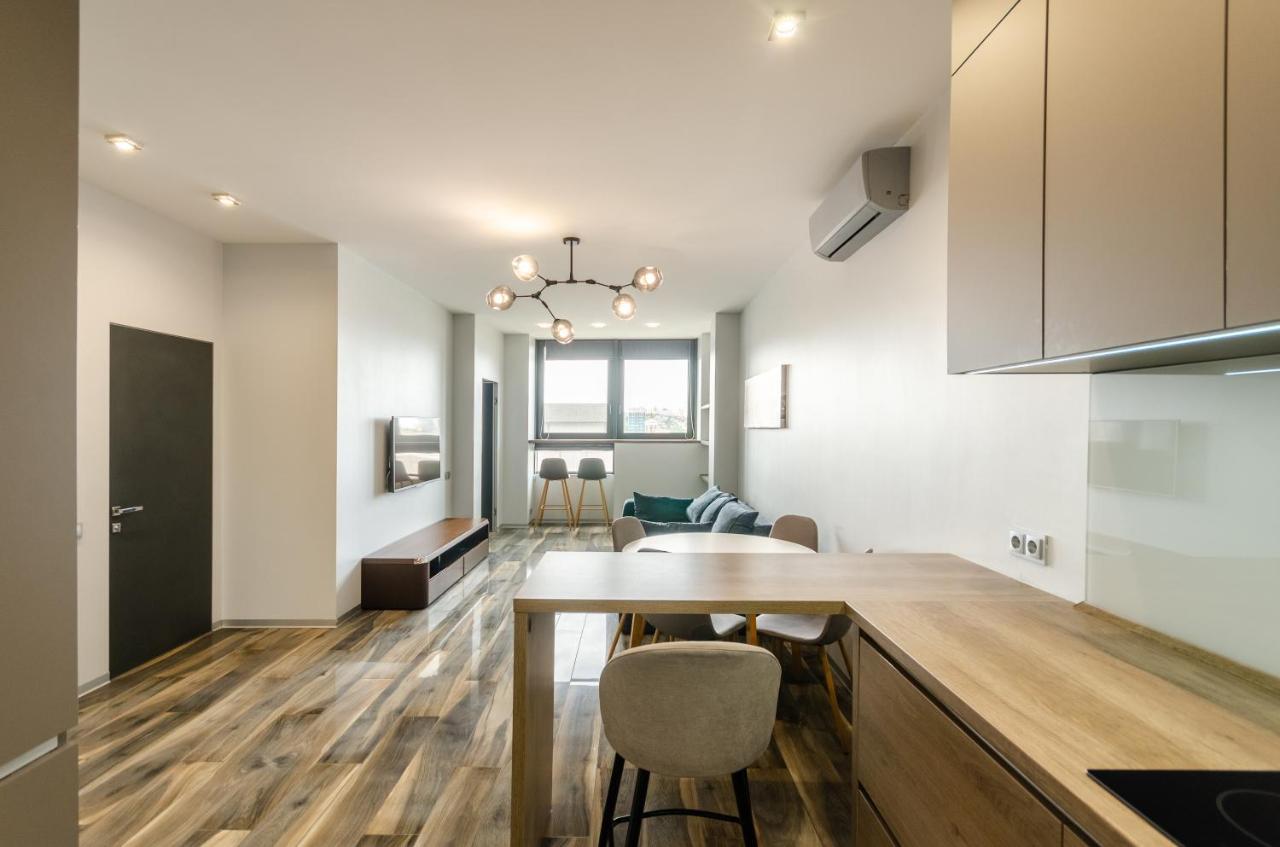 Petrovdom Apartment 77-94-59 In Rc Tetris Hall, Dilova Street 1-2 Kiev Ngoại thất bức ảnh