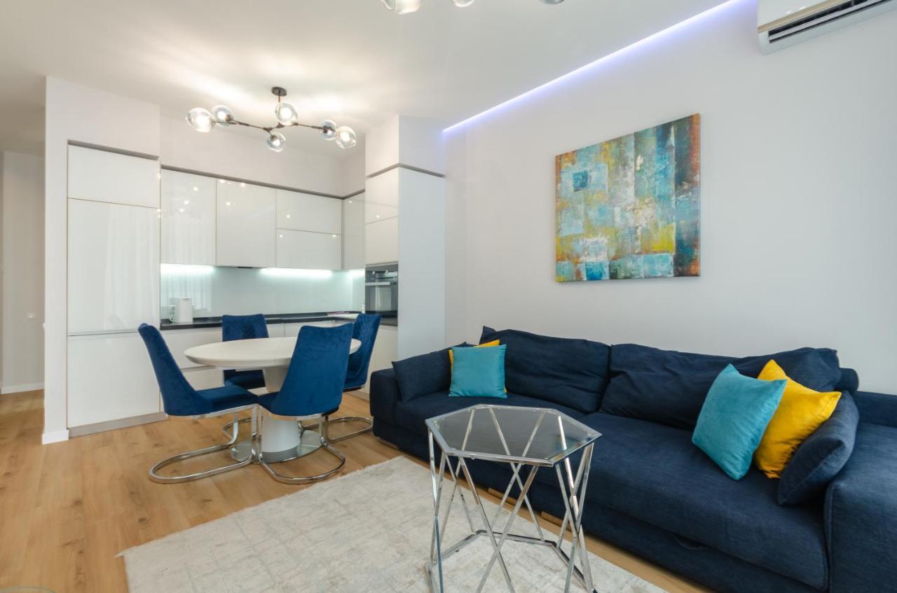 Petrovdom Apartment 77-94-59 In Rc Tetris Hall, Dilova Street 1-2 Kiev Ngoại thất bức ảnh